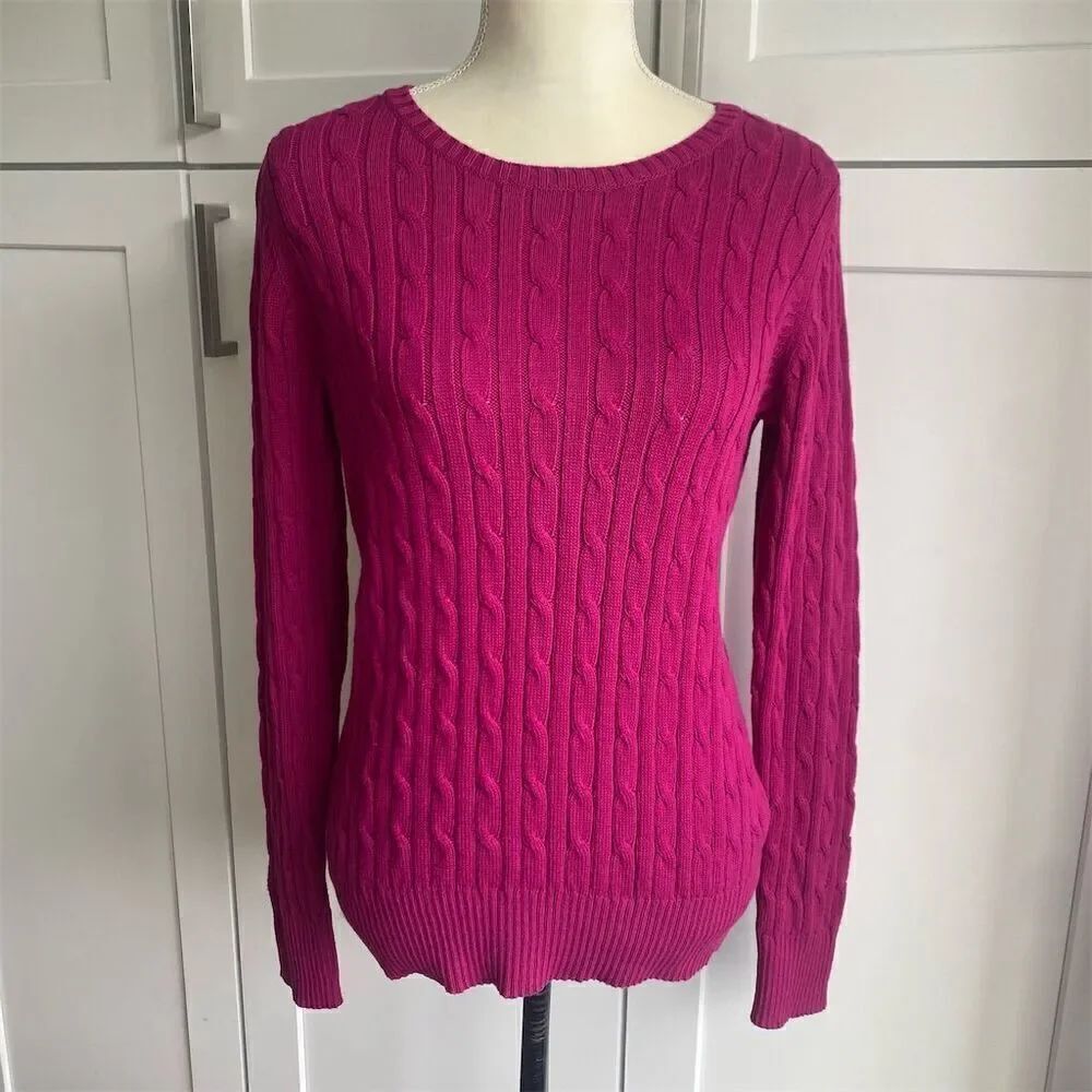 St. John's Bay Berry Pink Cable Knit Pullover Crew Neck Sweater Size M Heritage